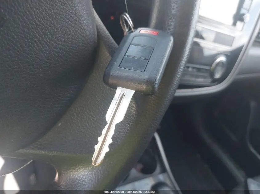 2019 MITSUBISHI OUTLANDER ES