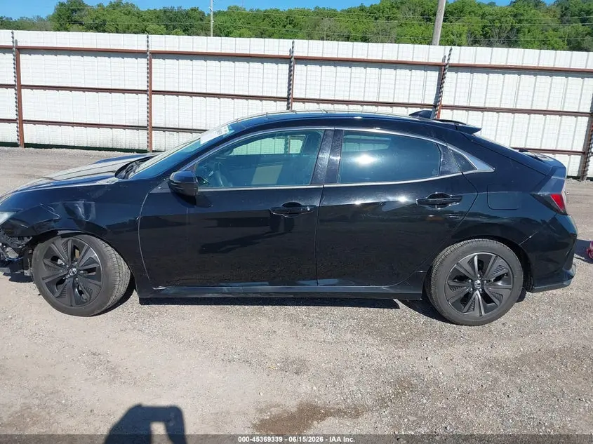 2017 HONDA CIVIC EX