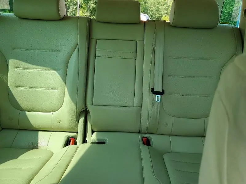2012 VOLKSWAGEN TOUAREG V6  