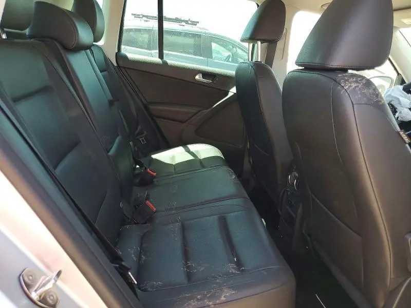 2012 VOLKSWAGEN TIGUAN S  