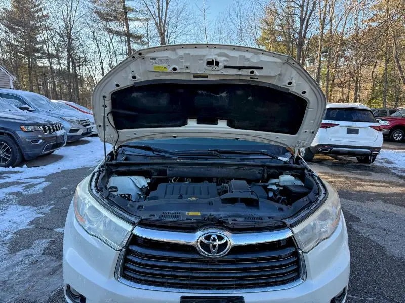 2014 TOYOTA HIGHLANDER XLE  