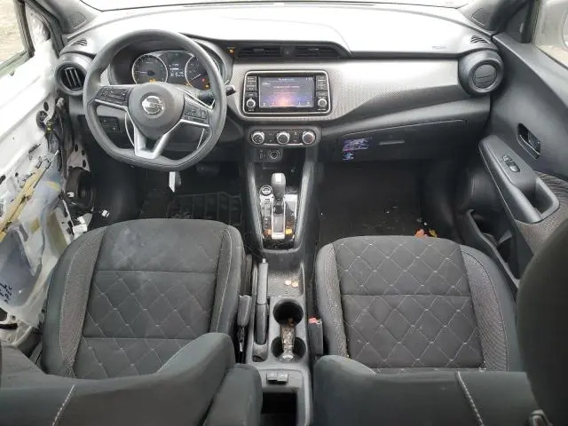 2020 NISSAN KICKS S  