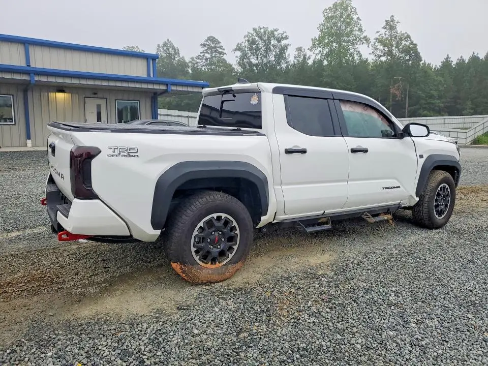 2024 TOYOTA TACOMA TRD OFF-ROAD  