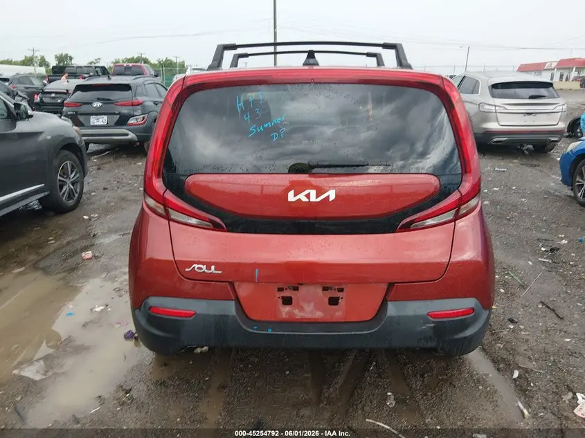 2022 KIA SOUL LX