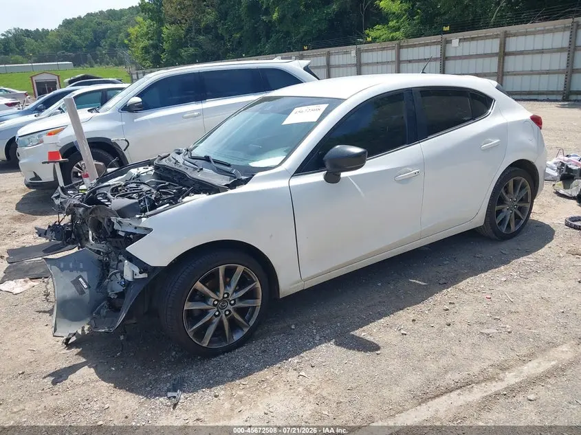 2018 MAZDA MAZDA3 TOURING