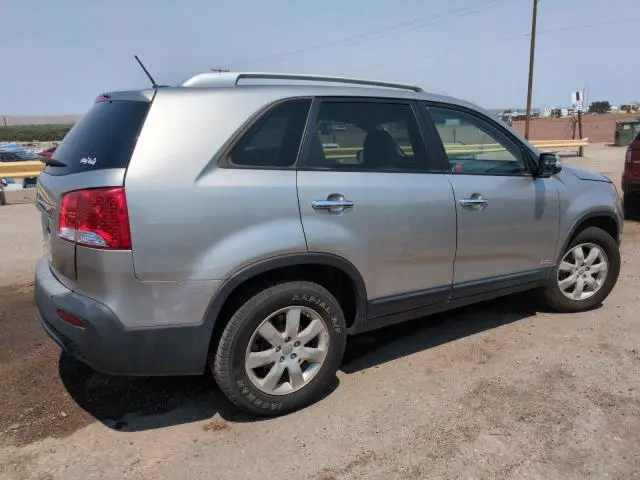 2013 KIA SORENTO LX  