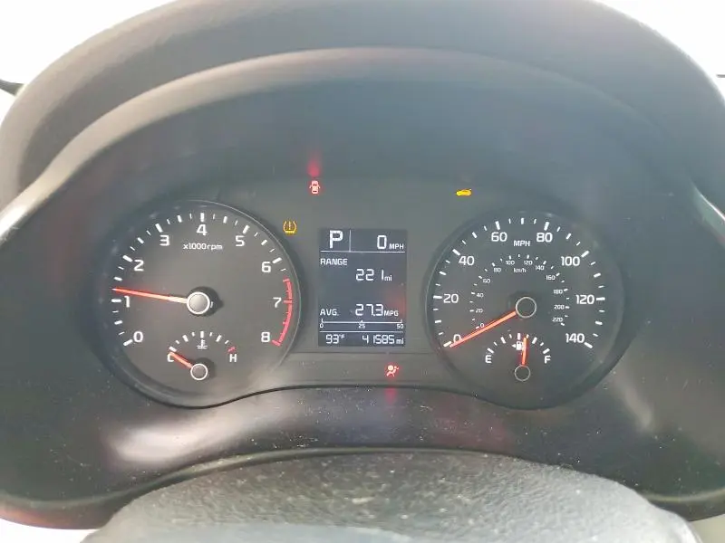 2023 KIA RIO LX  