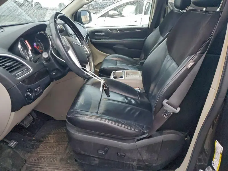 2016 CHRYSLER TOWN & COUNTRY LIMITED PLATINUM  