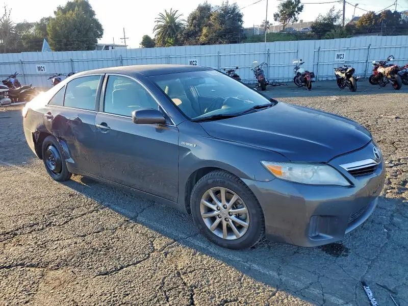 2010 TOYOTA CAMRY HYBRID  