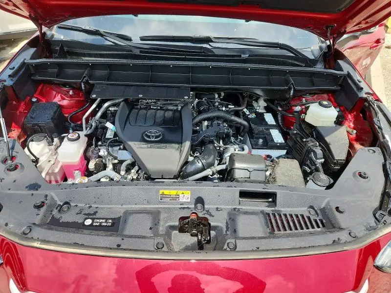 2025 TOYOTA HIGHLANDER XLE  