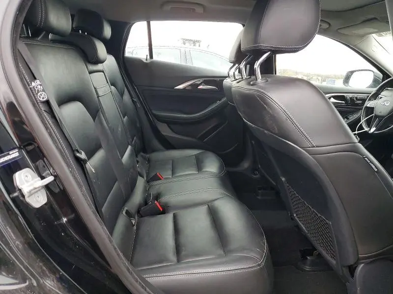 2018 INFINITI QX30 PREMIUM  