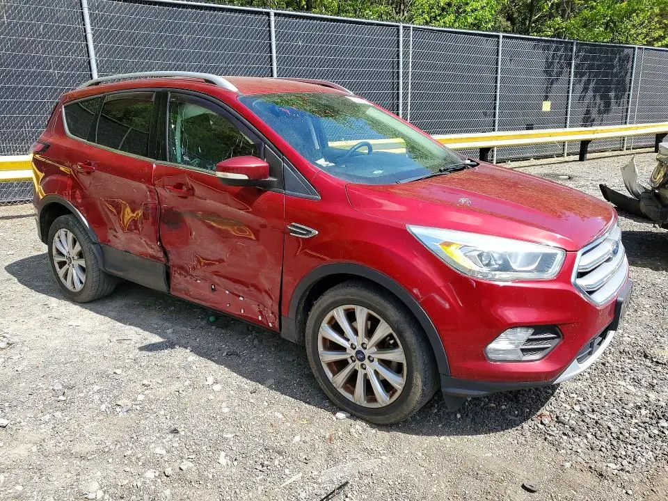 2017 FORD ESCAPE TITANIUM  