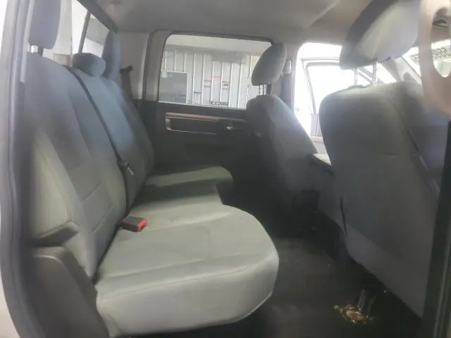 2017 RAM 1500 SLT  