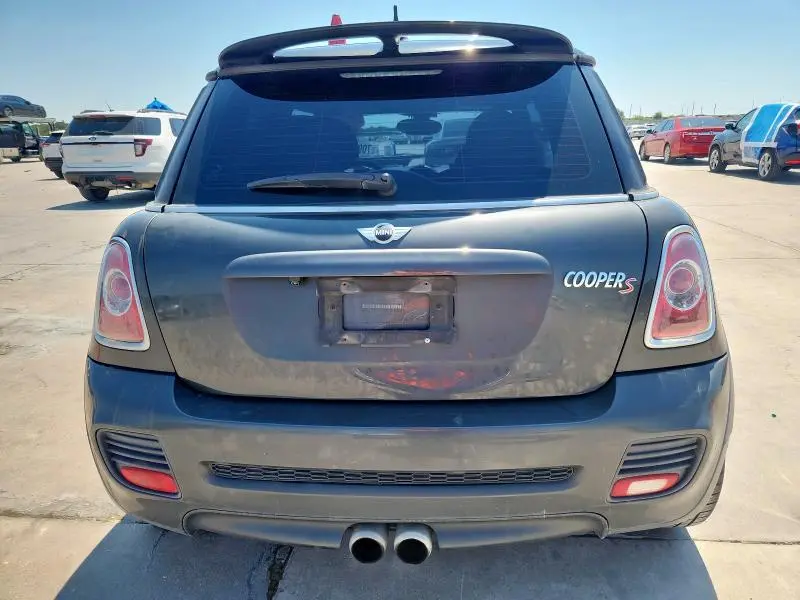 2012 MINI COOPER S  