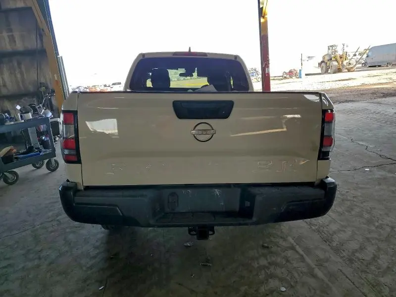 2024 NISSAN FRONTIER S  