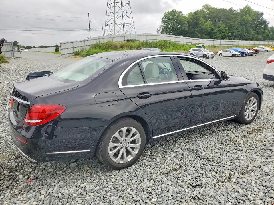 2017 MERCEDES-BENZ E 300  