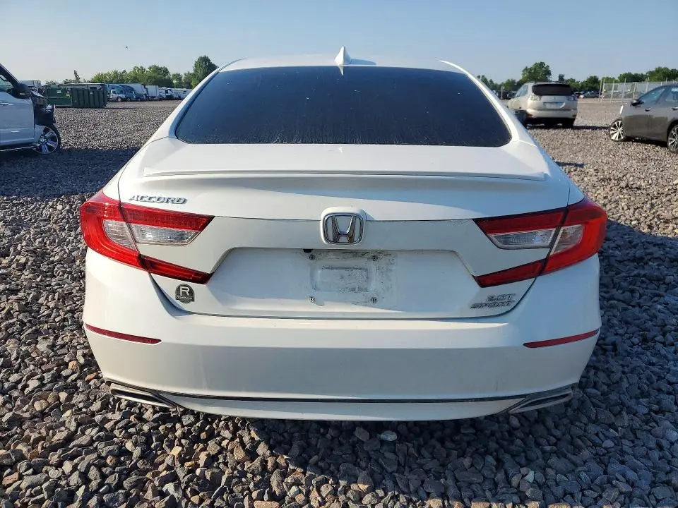 2020 HONDA ACCORD SPORT  