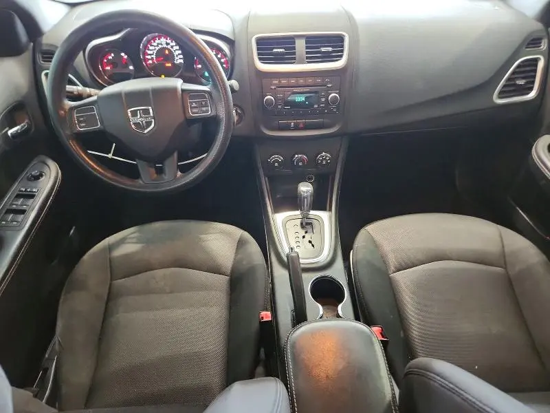 2013 DODGE AVENGER SE  