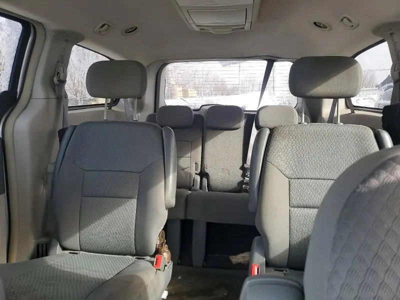 2010 CHRYSLER TOWN & COUNTRY TOURING  