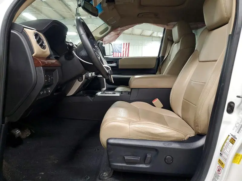 2015 TOYOTA TUNDRA CREWMAX LIMITED  