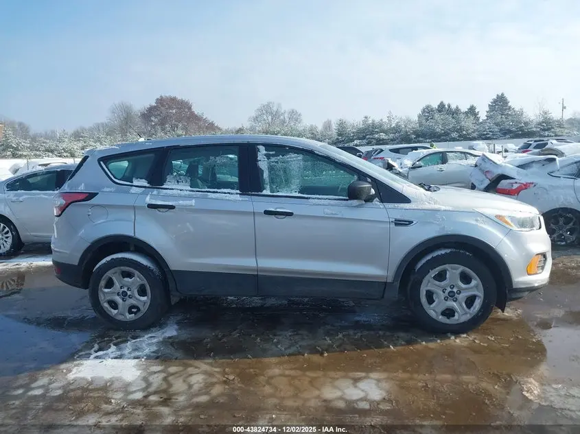 2017 FORD ESCAPE S