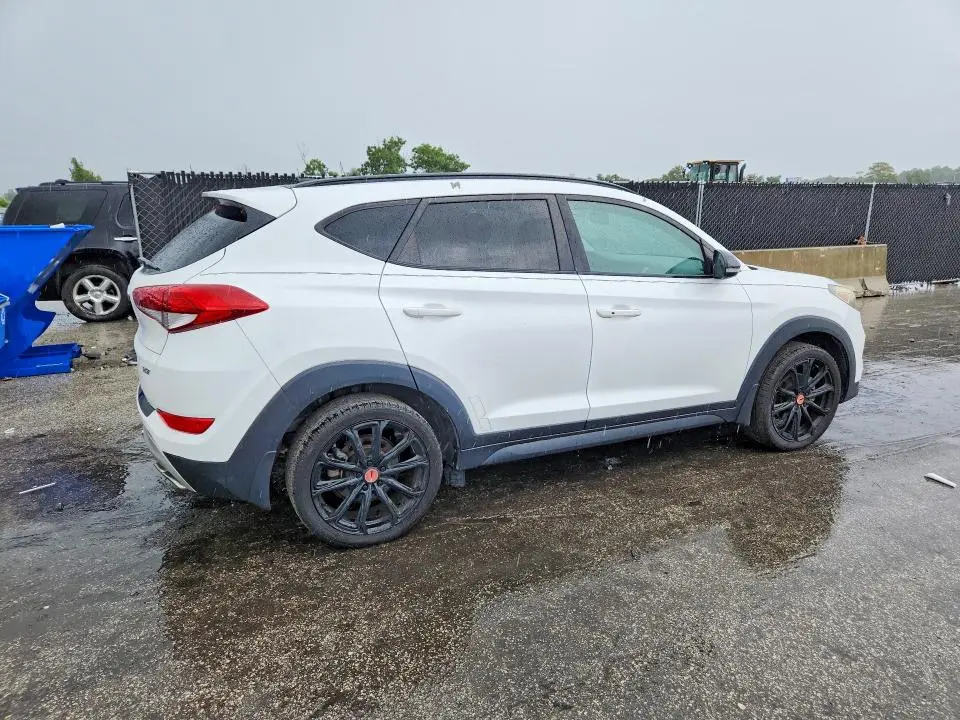 2017 HYUNDAI TUCSON NIGHT  