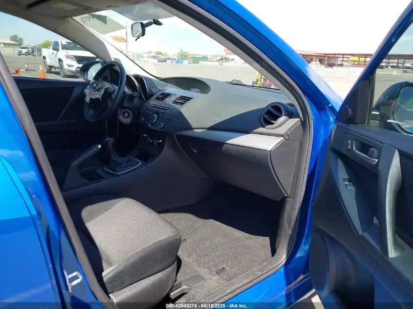 2012 MAZDA MAZDA3 I TOURING