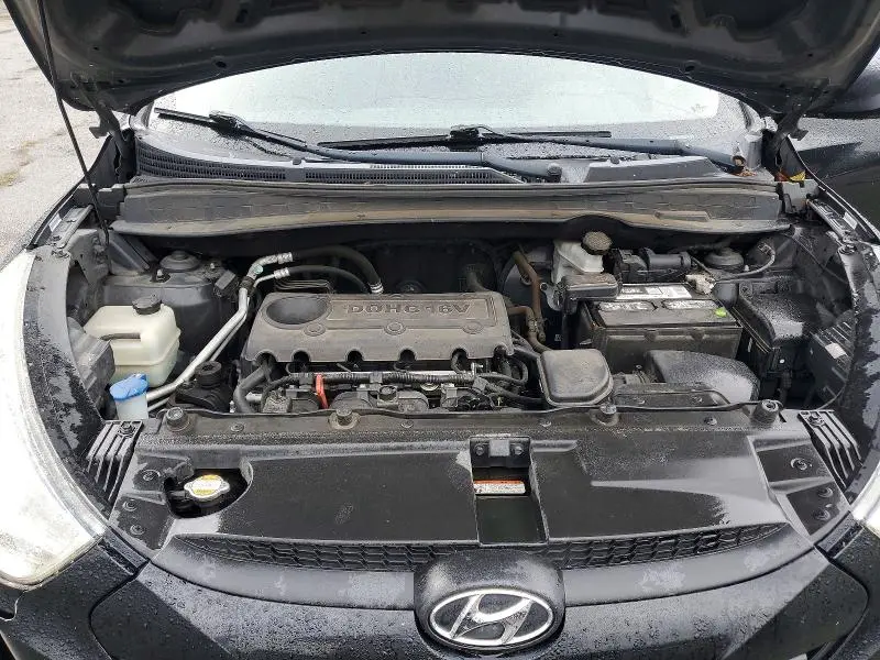 2010 HYUNDAI TUCSON GLS  