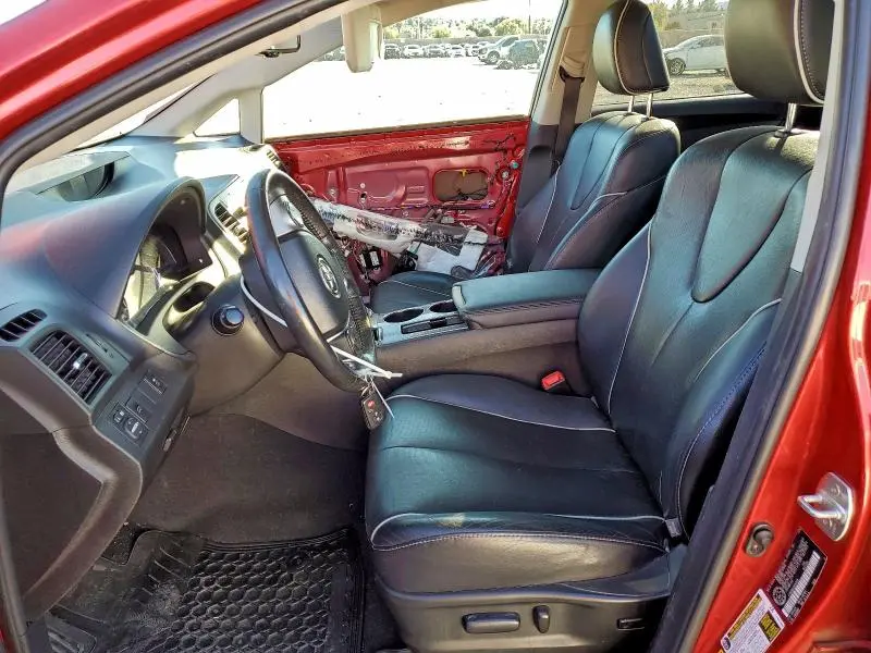 2013 TOYOTA VENZA LE  