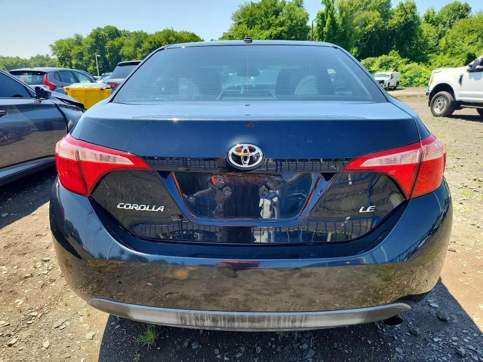 2017 TOYOTA COROLLA LE  