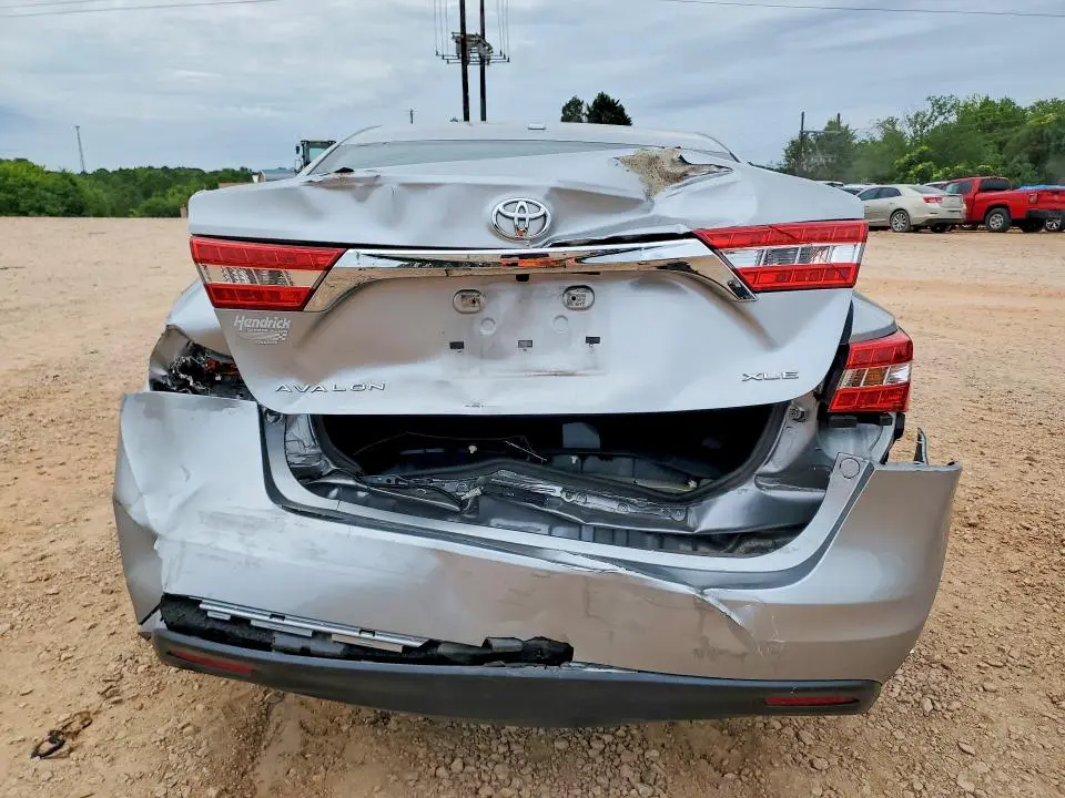 2015 TOYOTA AVALON XLE  
