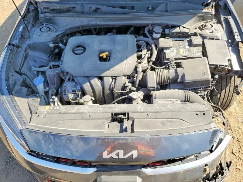 2023 KIA FORTE GT LINE  