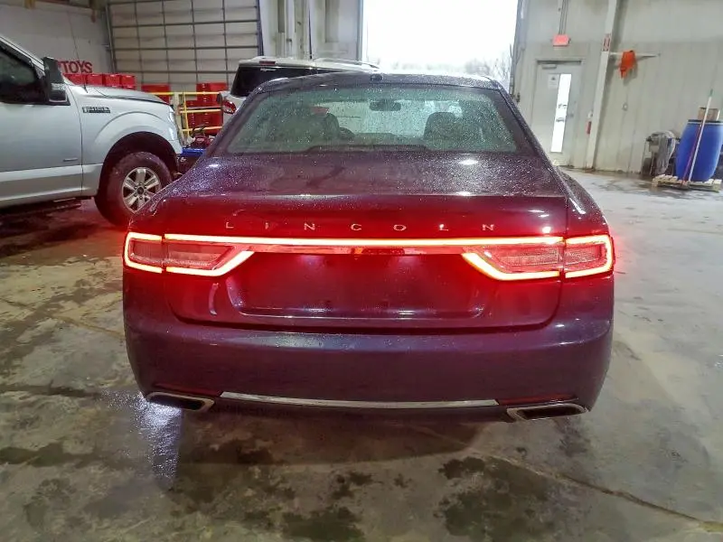 2017 LINCOLN CONTINENTAL RESERVE  