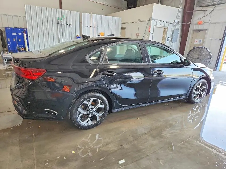 2019 KIA FORTE LXS  