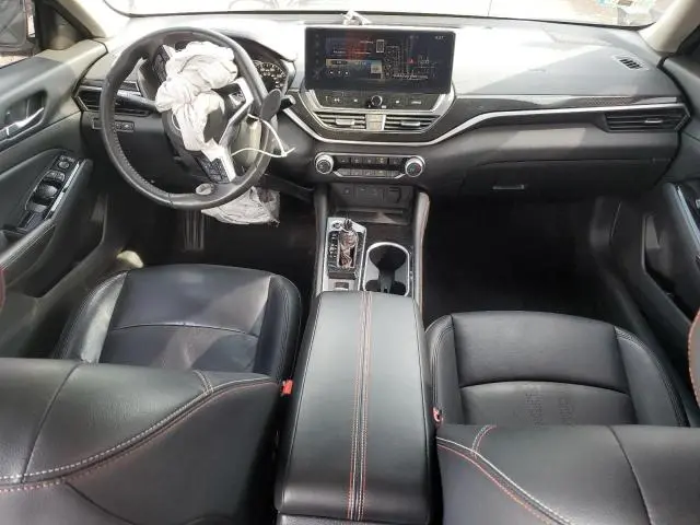 2024 NISSAN ALTIMA SR  