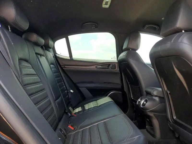 2018 ALFA ROMEO STELVIO TI SPORT  