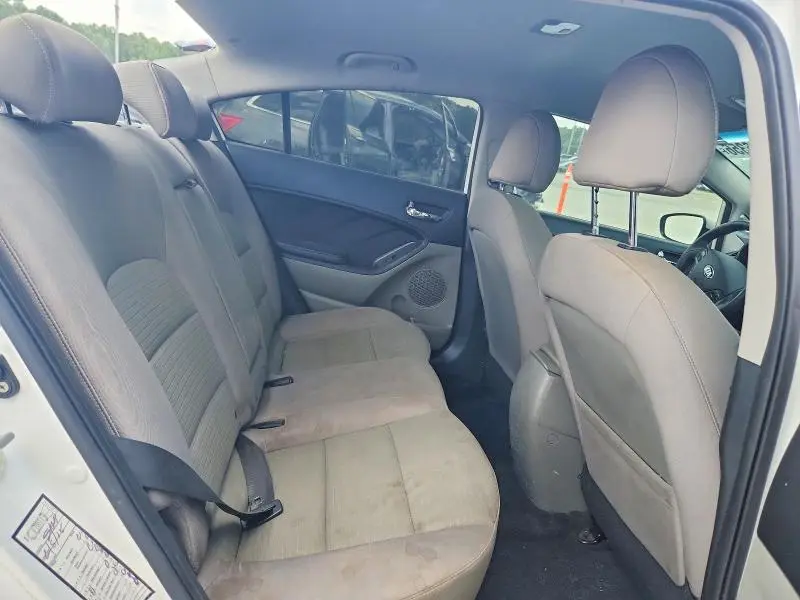 2015 KIA FORTE LX  