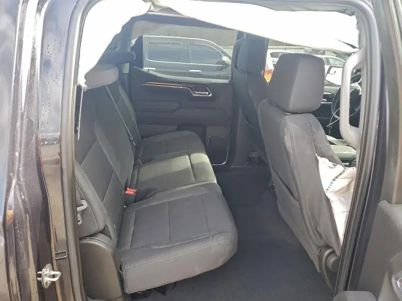 2022 CHEVROLET SILVERADO C1500 LT  