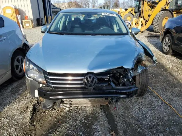 2012 VOLKSWAGEN PASSAT SE  
