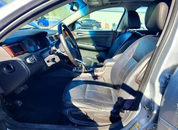 2011 CHEVROLET IMPALA LT  