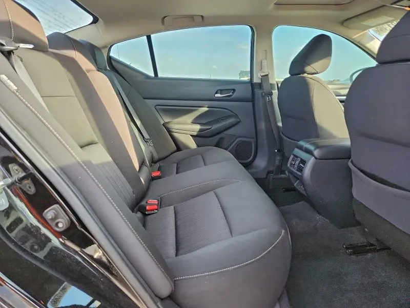 2019 NISSAN ALTIMA SV  