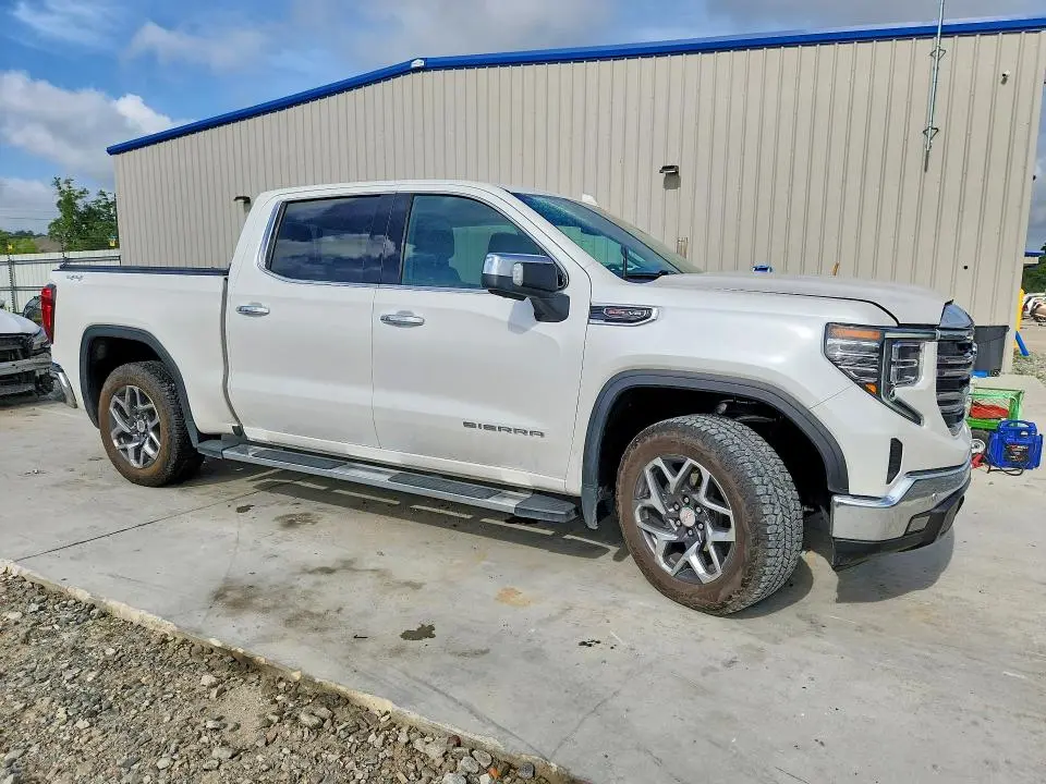 2023 GMC SIERRA K1500 SLT  