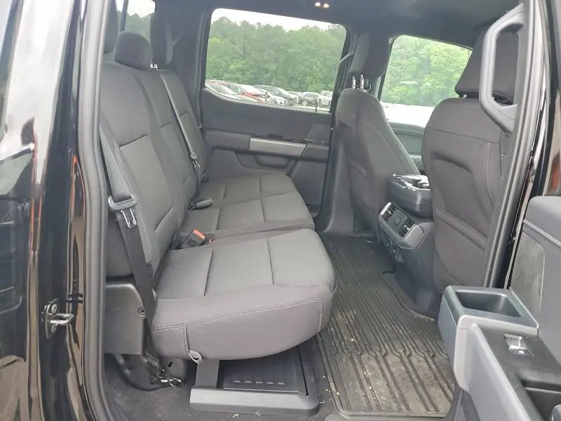 2025 FORD F150 XLT  