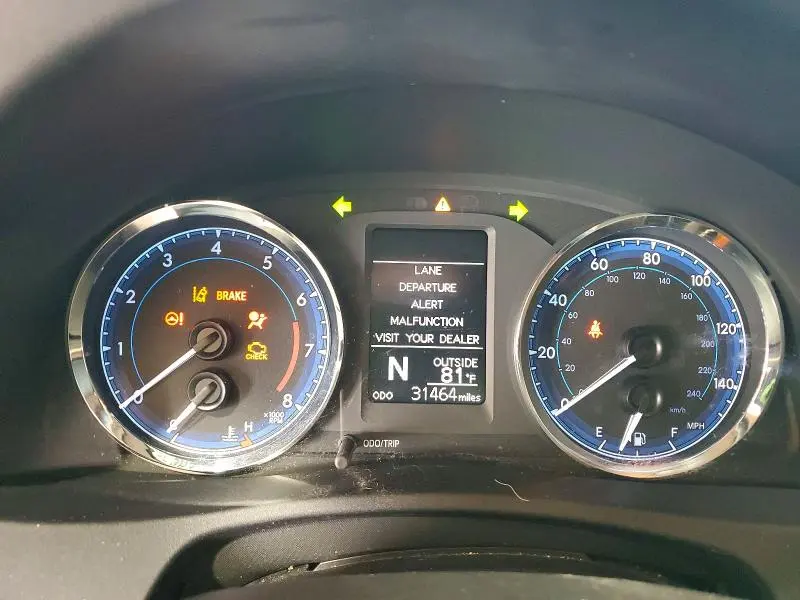 2017 TOYOTA COROLLA LE  