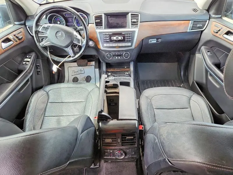 2015 MERCEDES-BENZ GL 550 4MATIC  