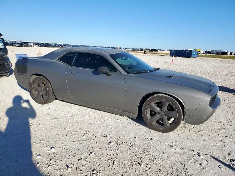 2012 DODGE CHALLENGER SXT  