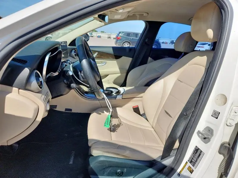 2015 MERCEDES-BENZ C 300  