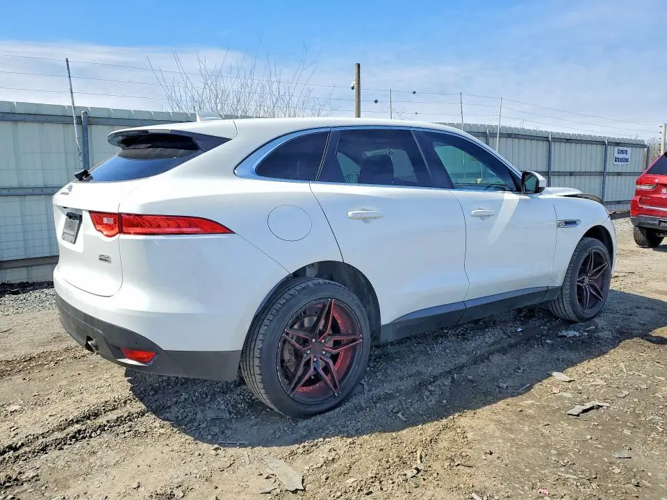 2019 JAGUAR F-PACE   
