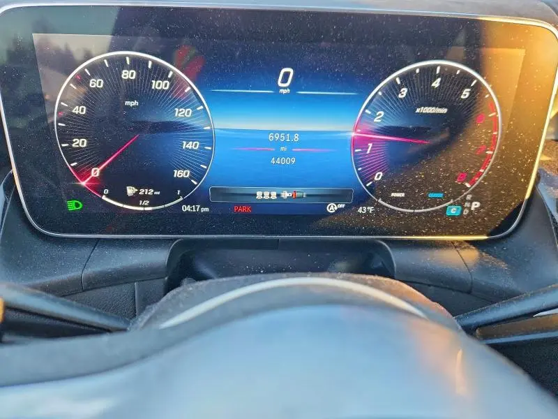 2023 MERCEDES-BENZ GLC 300 4MATIC  