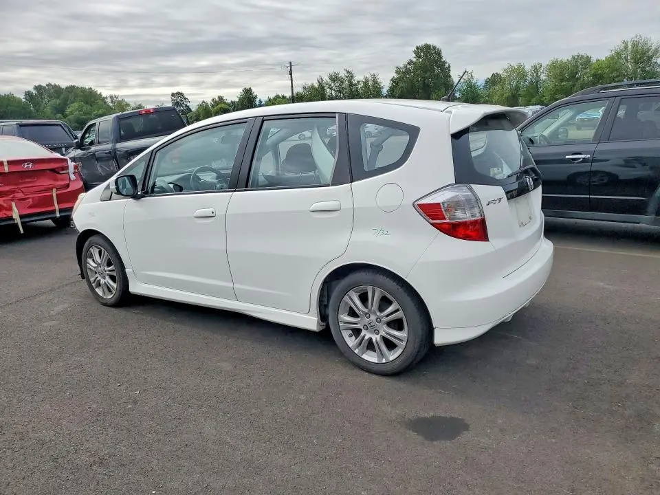 2010 HONDA FIT SPORT  